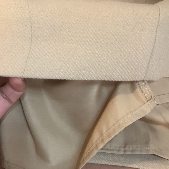 Mini skirt Beige with gold belt detail - Picture 4 of 4